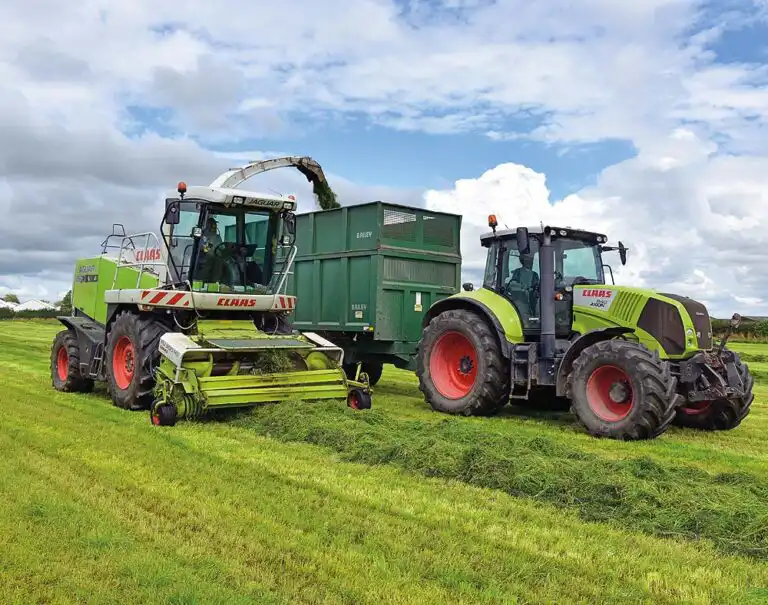 Agricultural tractor with Gemels valves